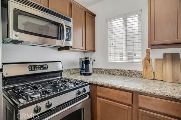 Burbank, CA 91505,355 N Maple ST 243