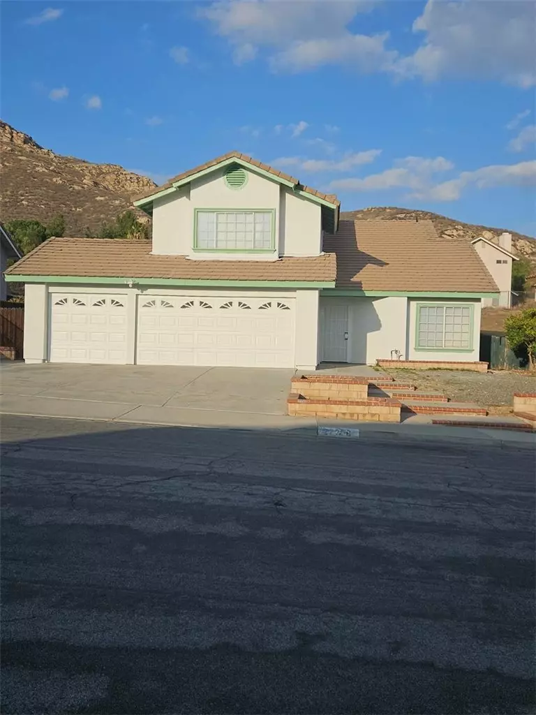 Moreno Valley, CA 92557,22278 Naples DR