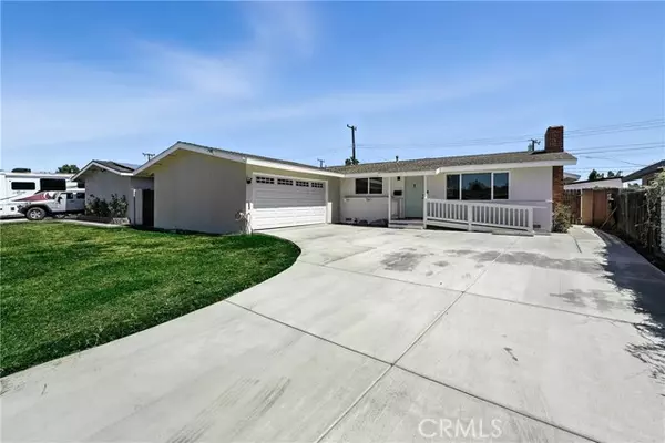 2022 W Spruce AVE, Orange, CA 92868