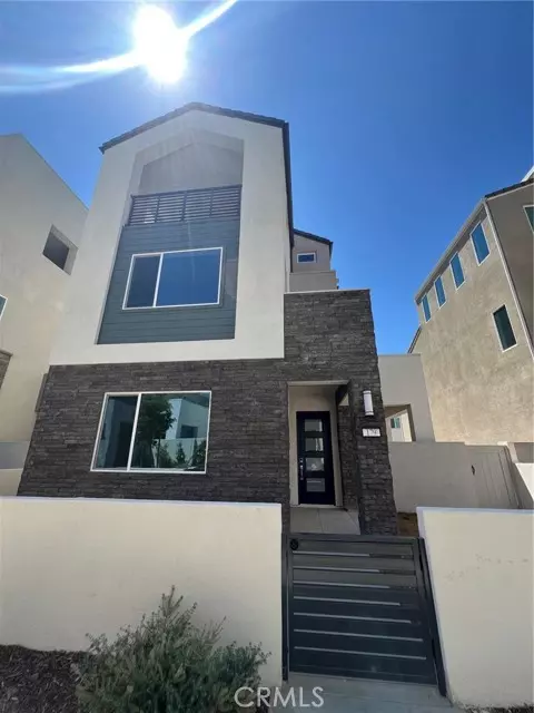 179 Sawbuck, Irvine, CA 92618