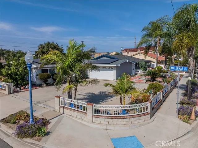 7911 Orangewood AVE, Stanton, CA 90680