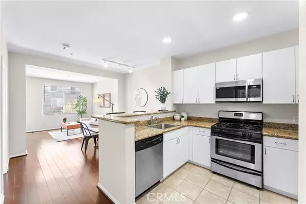 Anaheim, CA 92805,1801 E Katella AVE 2045