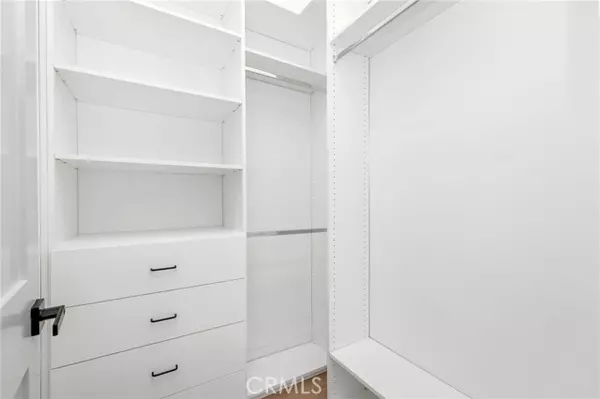 Sherman Oaks, CA 91403,14602 Morrison ST