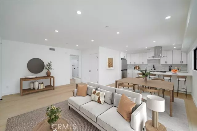 1334 9th ST 2, Santa Monica, CA 90401