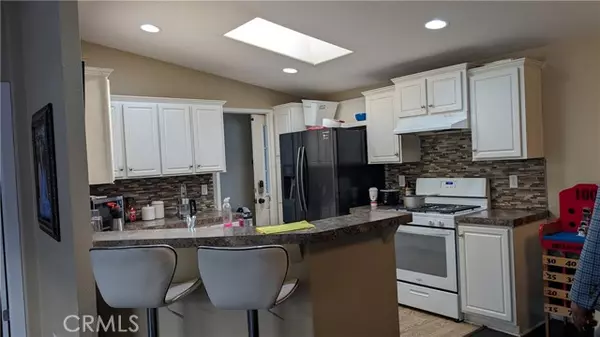 Santa Ana, CA 92703,3424 W Washington 228