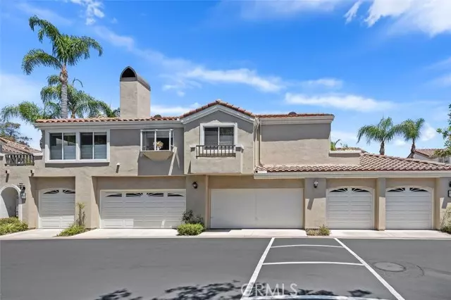 Aliso Viejo, CA 92656,14 Pamplona