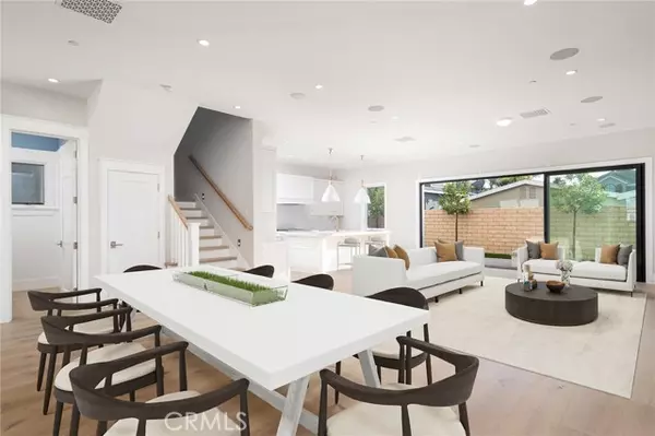 Costa Mesa, CA 92627,387 La Perle PL