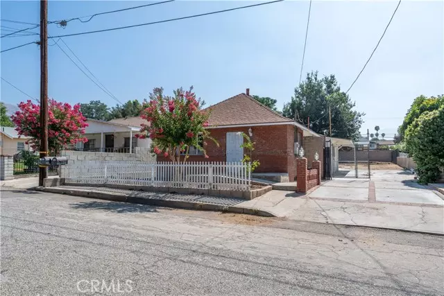 Highland, CA 92346,2123 La Verne AVE