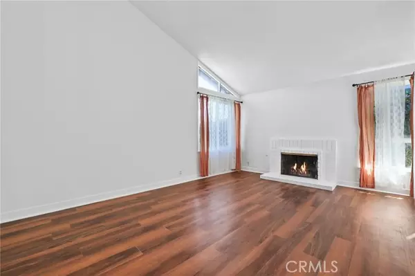 Huntington Beach, CA 92646,9882 Hot Springs DR