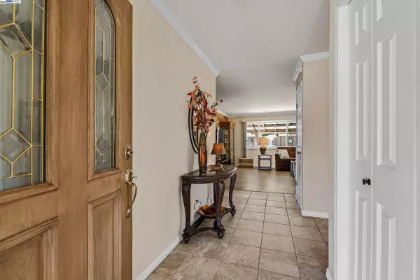 Union City, CA 94587,2611 Quail Ct.