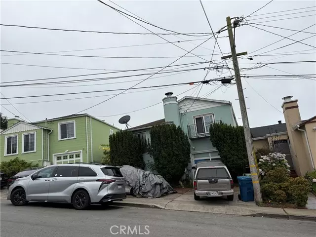 Daly City, CA 94014,89 Muirwood DR