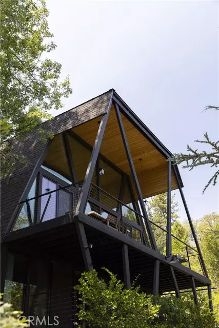 Lake Arrowhead, CA 92352,27592 W Shore RD