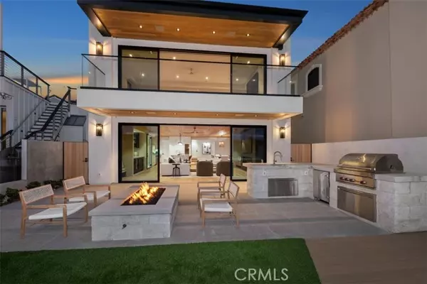 Newport Beach, CA 92663,20 Balboa Coves