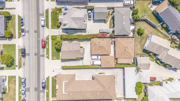 Downey, CA 90241,8416 5th ST
