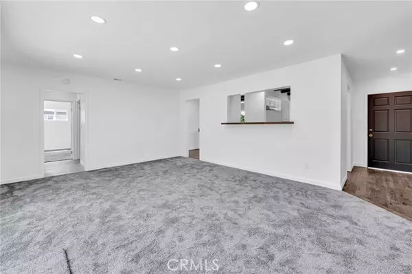 Long Beach, CA 90815,2376 Stanbridge AVE