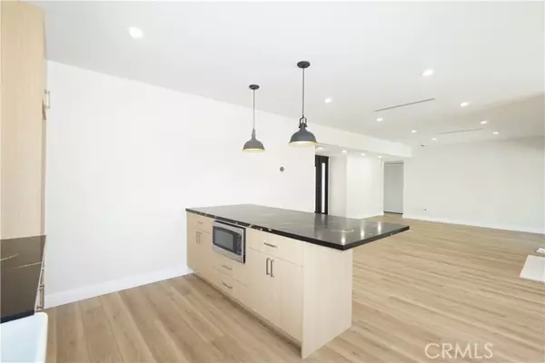 Granada Hills, CA 91344,10345 Blucher AVE