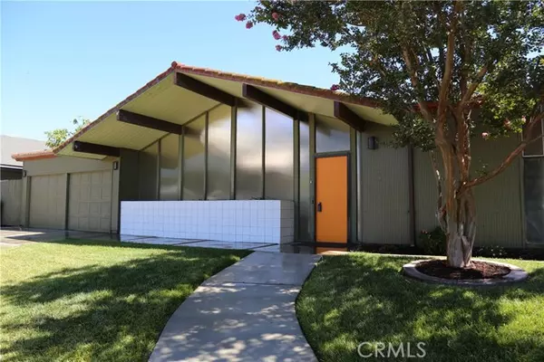 626 E Palmdale AVE, Orange, CA 92865