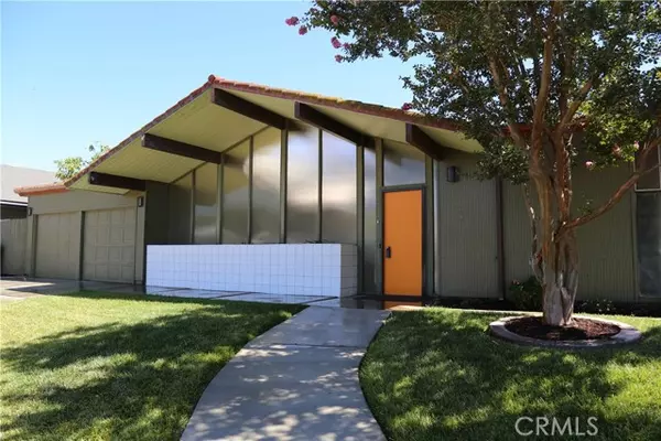 626 E Palmdale AVE, Orange, CA 92865