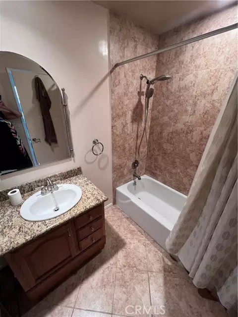 Culver City, CA 90230,5600 Kensington WAY 209