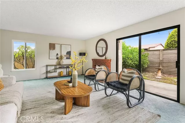 1222 Glenview LN, Glendora, CA 91740