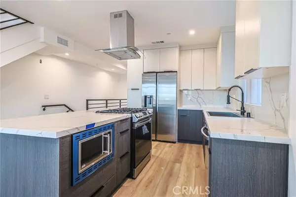 Los Angeles, CA 90019,1700 Redondo