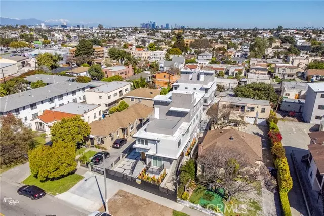 1700 Redondo, Los Angeles, CA 90019