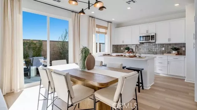 31600 Angel Aura DR, Winchester, CA 92596