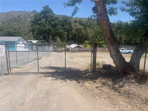 Oakhurst, CA 93644,41045 Highway 41