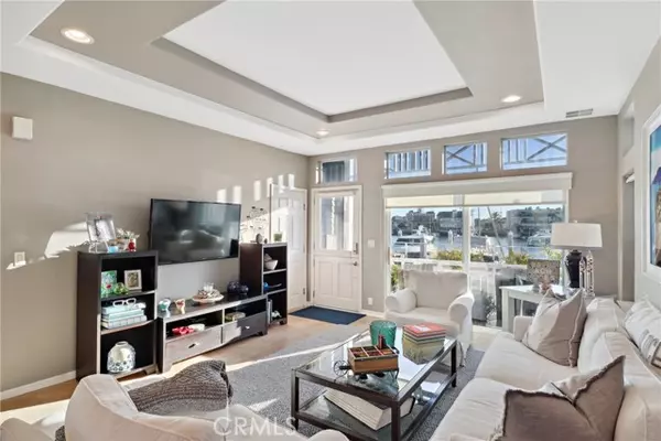 Newport Beach, CA 92663,41 Channel RD