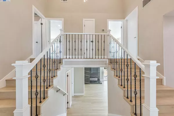 San Jose, CA 95127,10745 Ridgeview WAY