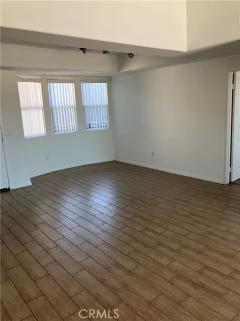Valley Village, CA 91607,11925 KLING ST 101
