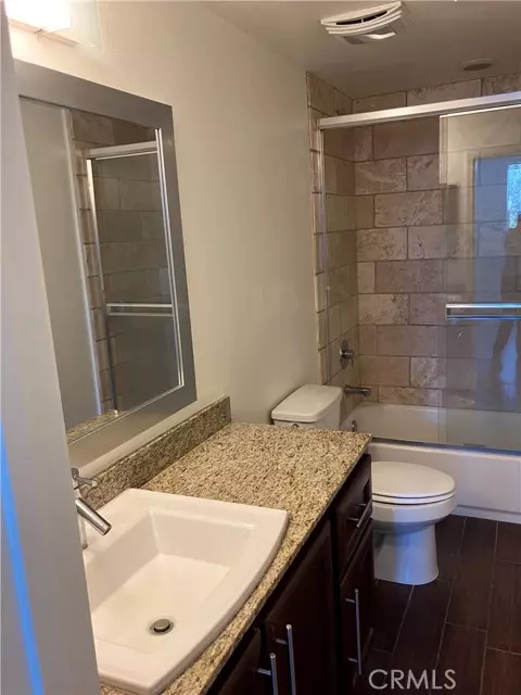 Valley Village, CA 91607,11925 KLING ST 101