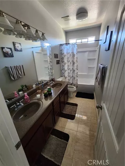 Lake Elsinore, CA 92532,53020 Sweet Juliet LN