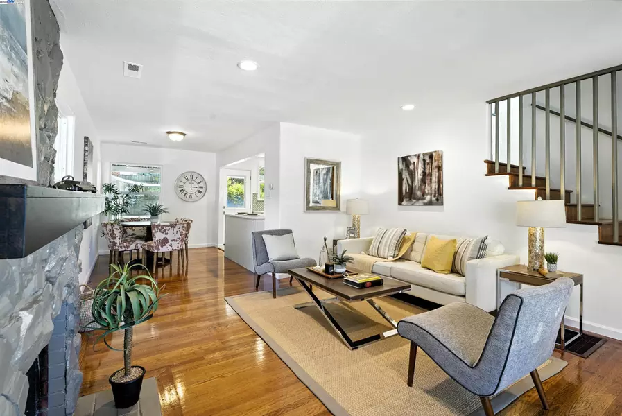 4030 Edwards Ave, Oakland, CA 94605