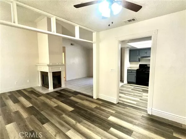 Rialto, CA 92376,413 E James ST