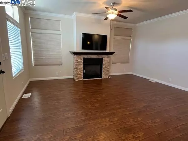 Pleasanton, CA 94566,3263 Vineyard Ave #42