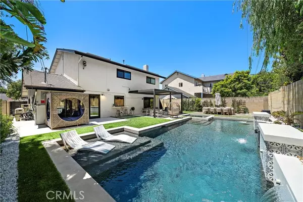 Huntington Beach, CA 92647,6431 Reubens DR