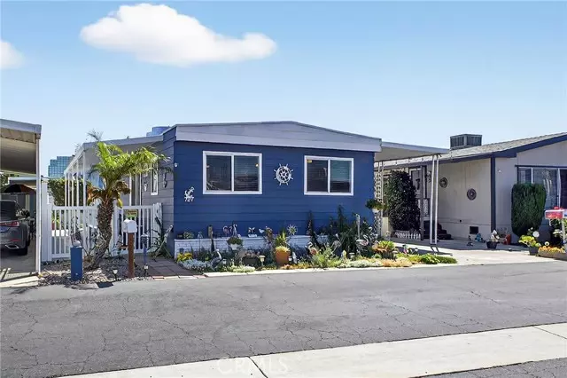 15621 Beach Blvd. #121, Westminster, CA 92683