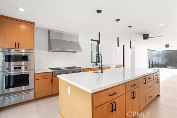 Oxnard, CA 93035,3928 Ocean DR