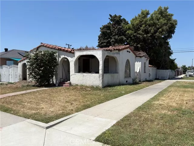 2391 Fashion AVE, Long Beach, CA 90810