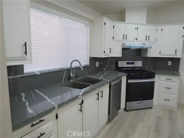 Hemet, CA 92545,601 N Kirby ST 499
