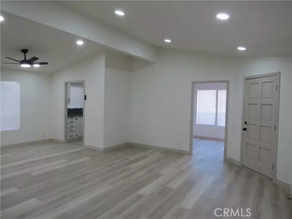 Hemet, CA 92545,601 N Kirby ST 499