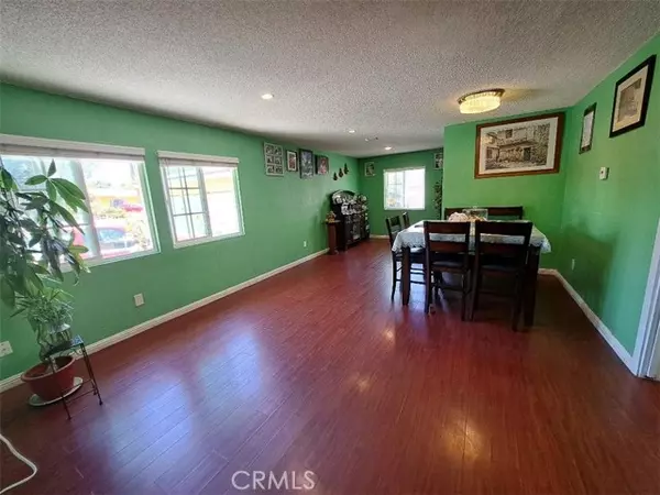 Palmdale, CA 93550,431 E Avenue R6