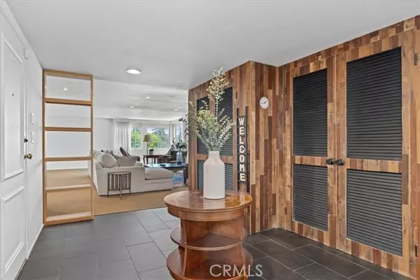 5050 Coldwater Canyon Ave 310, Sherman Oaks, CA 91423