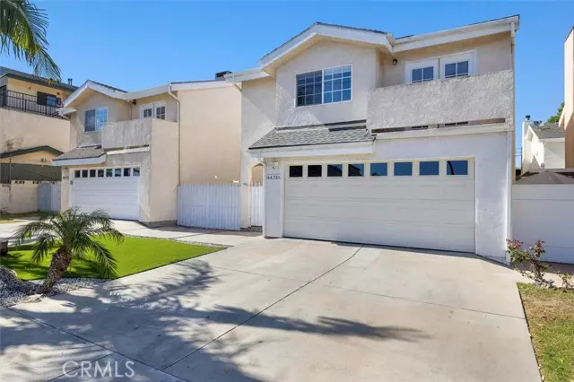 Hawthorne, CA 90250,4439 W 138th ST A