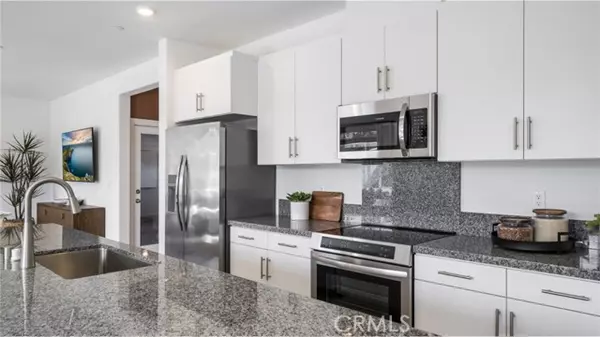 Perris, CA 92570,2335 Rivendell RD