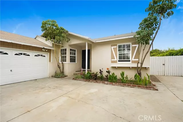 North Hills, CA 91343,15834 Mayall ST