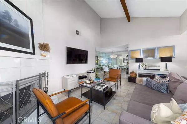 Van Nuys, CA 91406,7301 Balboa BLD 8