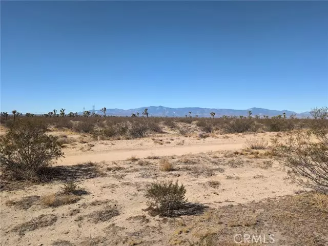 Adelanto, CA 92301,0 Rancho Rd #4