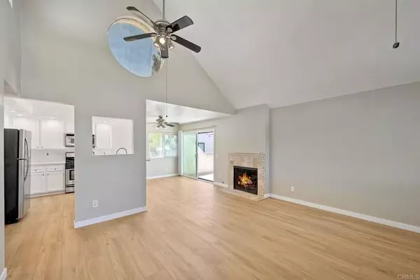 Vista, CA 92083,375 N Melrose Dr #F